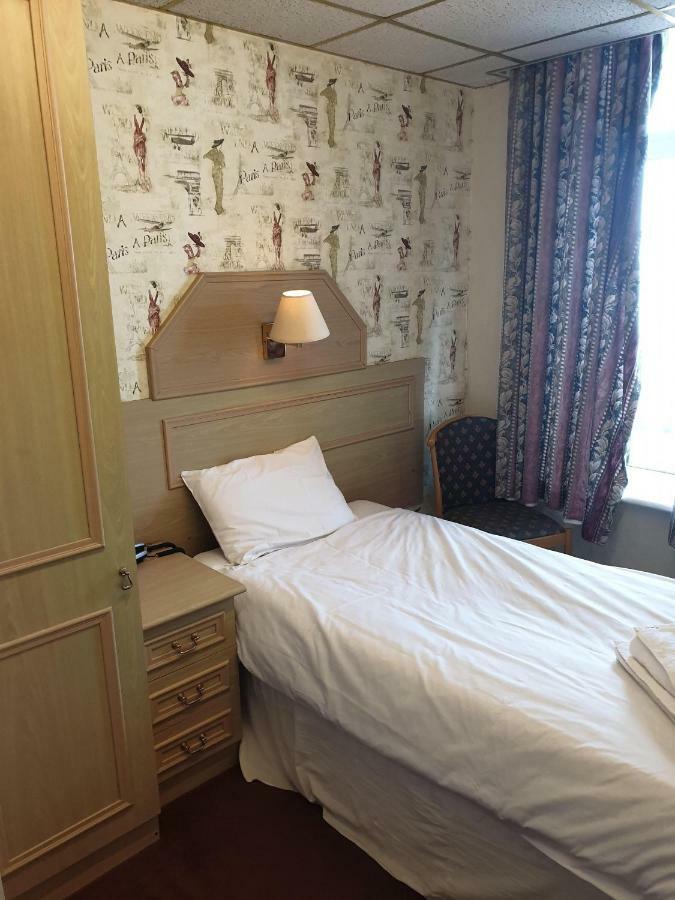Hotel The Parisienne