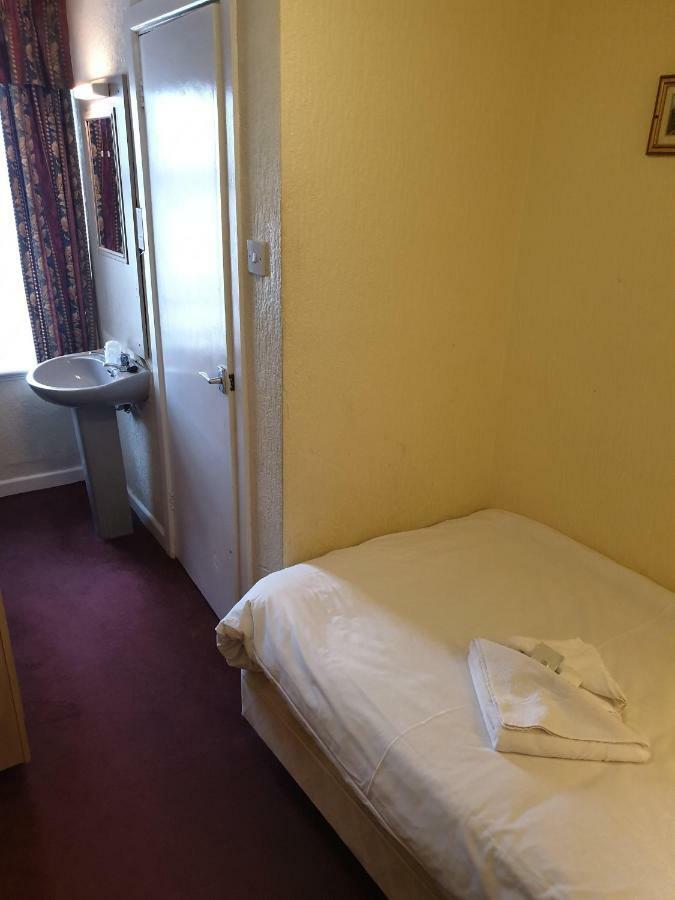 The Parisienne 2* Blackpool